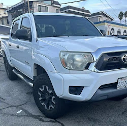 2013 Toyota Tacoma Double Cab PreRunner Pickup 4D 5 ft