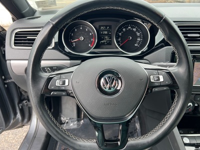 2016 Volkswagen Jetta SPORT