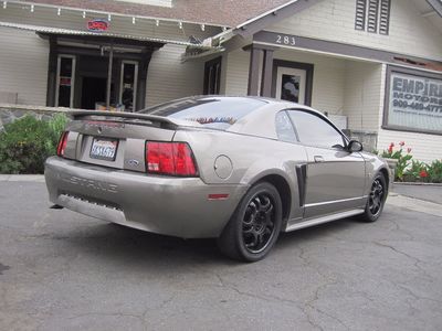 2002 Ford Mustang Standard