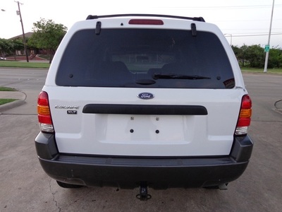 2003 Ford Escape XLT Popular SUV