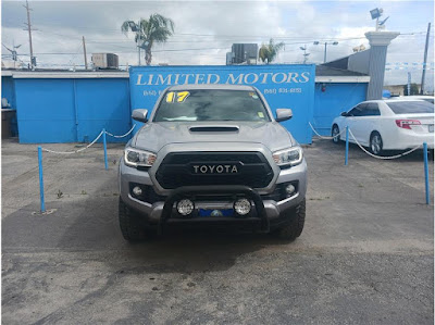 2017 Toyota Tacoma Double Cab TRD Sport Pickup 4D 6 ft