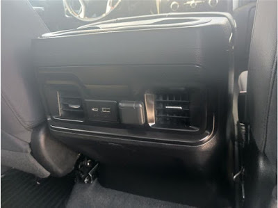 2019 Chevrolet Silverado 1500 Crew Cab RST Pickup 4D 5 3/4 ft