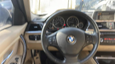 2014 BMW 3 Series 320i Sedan 4D