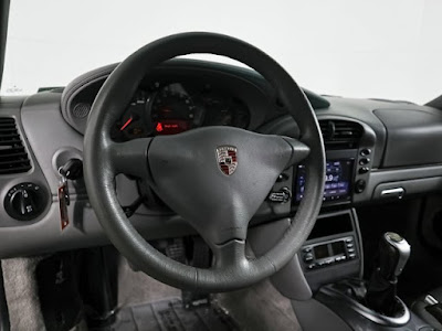 2002 Porsche 911 Carrera 4S w/6-speed manual transmission