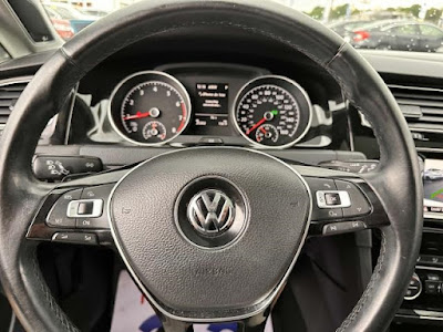 2015 Volkswagen Golf TSI SEL 4-Door