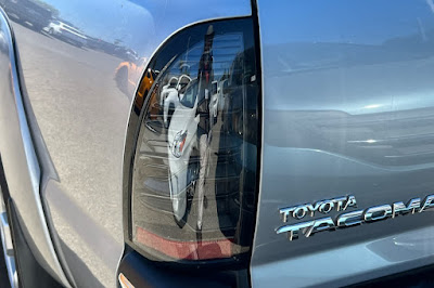 2015 Toyota Tacoma BASE 4WD Double Cab V6 AT