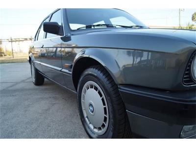 1988 BMW 320i 3 Sedan