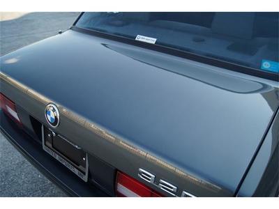 1988 BMW 320i 3 Sedan