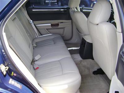 2005 Chrysler 300C Sedan