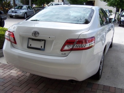 2011 Toyota Camry LE Sedan