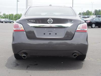 2015 Nissan Altima 2.5 Sedan