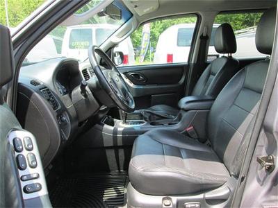 2007 Ford Escape Limited SUV