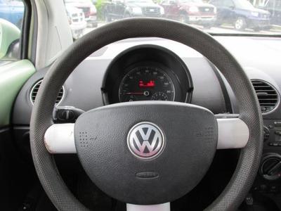 2006 Volkswagen Beetle 2.5 Hatchback