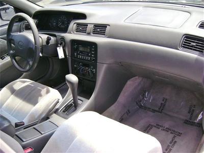 1999 Toyota Camry CE Sedan