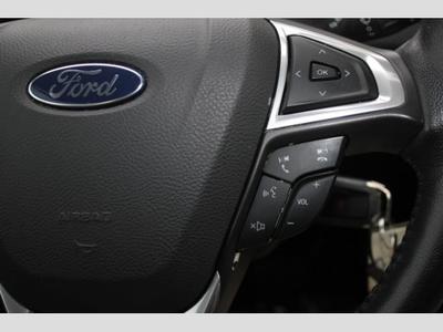 2013 Ford Fusion SE Sedan