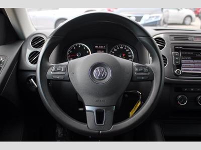 2013 Volkswagen Tiguan SE SUV