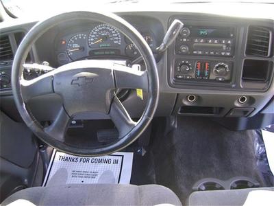 2005 Chevrolet Silverado 1500 LS 4dr Extended Cab LS Truck