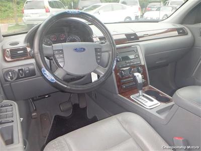 2007 Ford Five Hundred SEL Sedan