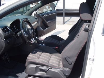2011 Volkswagen GTI w/Sunroof & Navi PZEV