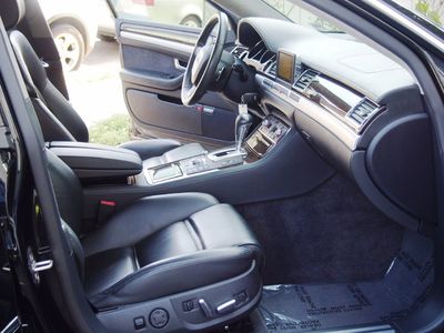 2007 Audi S8