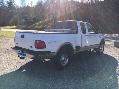 2000 Ford F-150 4WD SuperCab Flareside 6-1/2 Ft Box XL