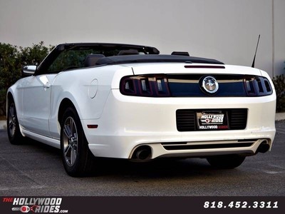 2013 Ford Mustang V6 Premium 2dr Convertible