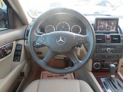 2009 Mercedes-Benz C300 Luxury Sedan