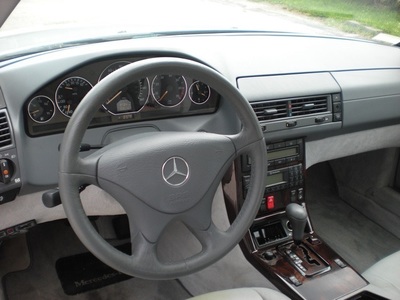 2000 Mercedes-Benz SL500 Convertible