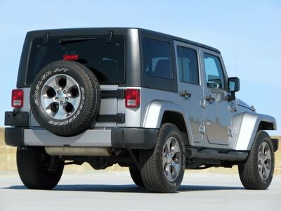 2018 Jeep Wrangler JK Unlimited Sahara 4WD