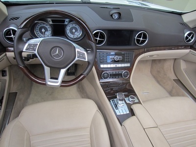 2014 Mercedes-Benz SL550 Convertible